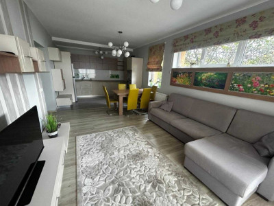 2 camere,  59 mp,  balcon, zona str. Alverna, Gheorgheni