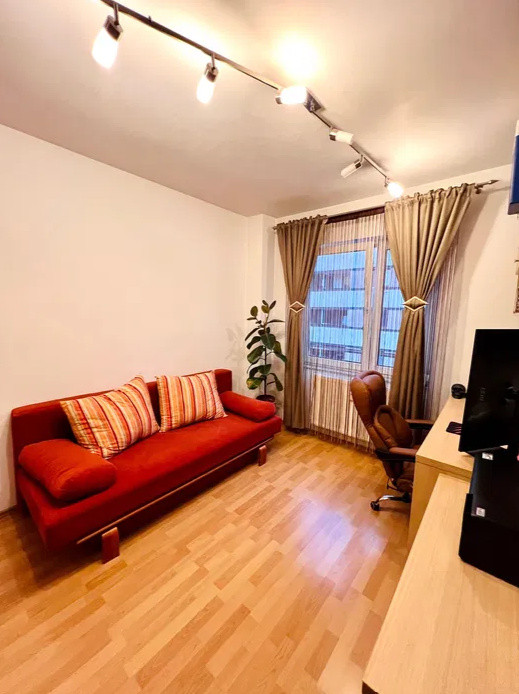 3 camere , 67 mp,  balcon, parcare, zona str.Calea Dorobantilor, Marasti