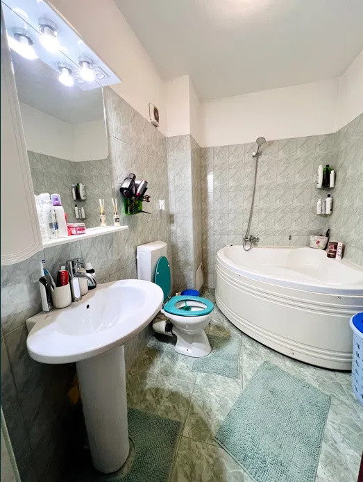 3 camere , 67 mp,  balcon, parcare, zona str.Calea Dorobantilor, Marasti