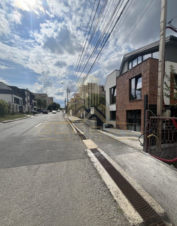 5 camere, duplex, 134 mp,  terasa, garaj, zona str.Meteor, Zorilor