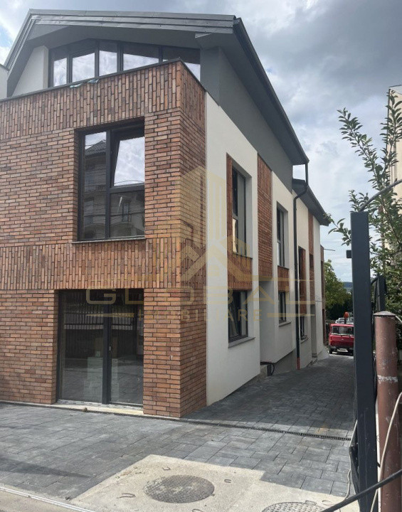 5 camere, duplex, 134 mp,  terasa, garaj, zona str.Meteor, Zorilor