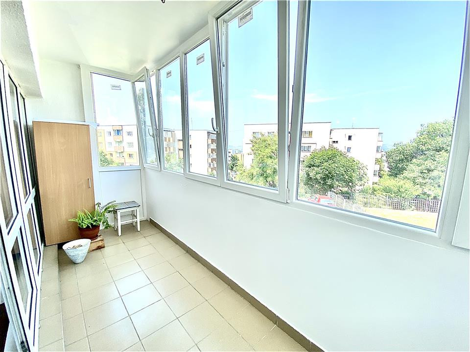 2 camere 65 mp decomandat parcare zona Zorilor str. Gh. Dima