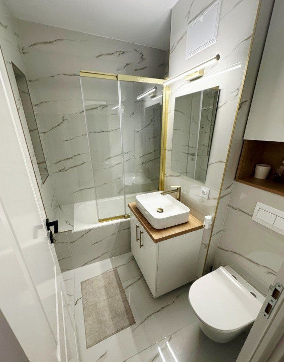 4 camere ,decomandat, 70 mp,  terasa, 2 parcari, zona str.Aurel Vlaicu, Marasti