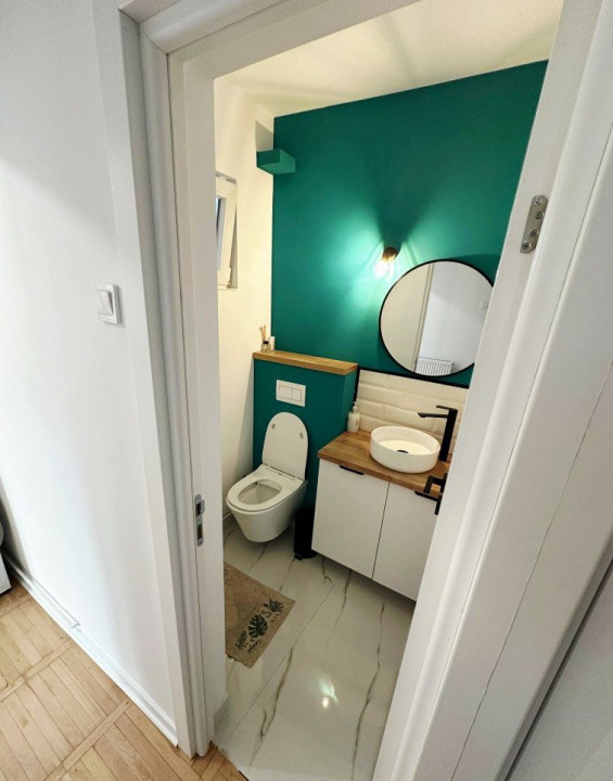 4 camere ,decomandat, 70 mp,  terasa, 2 parcari, zona str.Aurel Vlaicu, Marasti