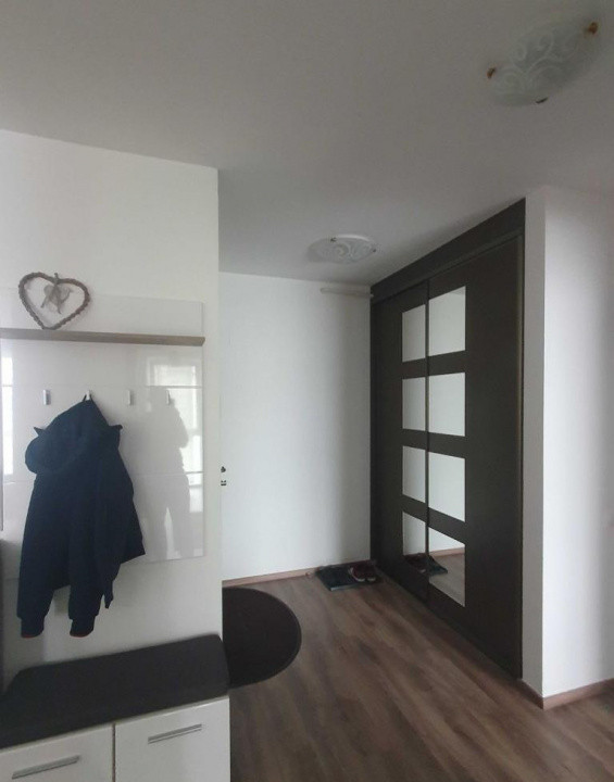 2 camere ,decomandat, 53 mp,  terasa, parcare, zona str.Buna Ziua