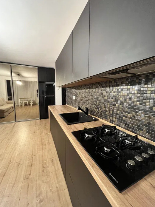 3 camere ,50 mp, totul nou,  terasa, zona str.Aleea Bizusa, Gheorgheni