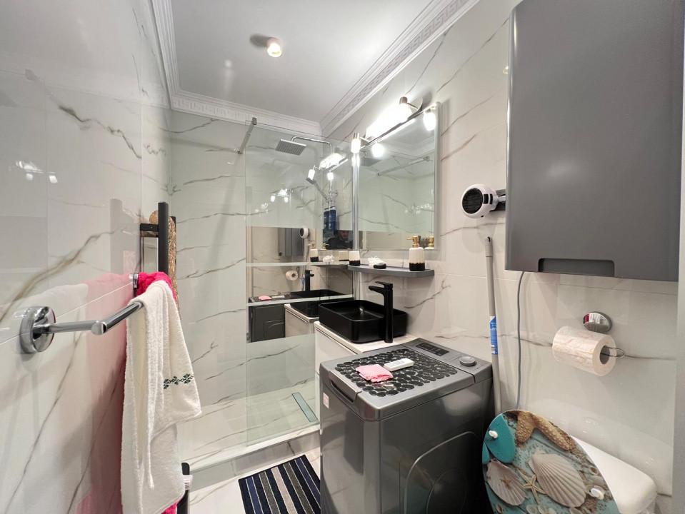 2 camere  ,Lux,  Totul Nou, Panorama, parcare,zona Grand Hotel Italia 
