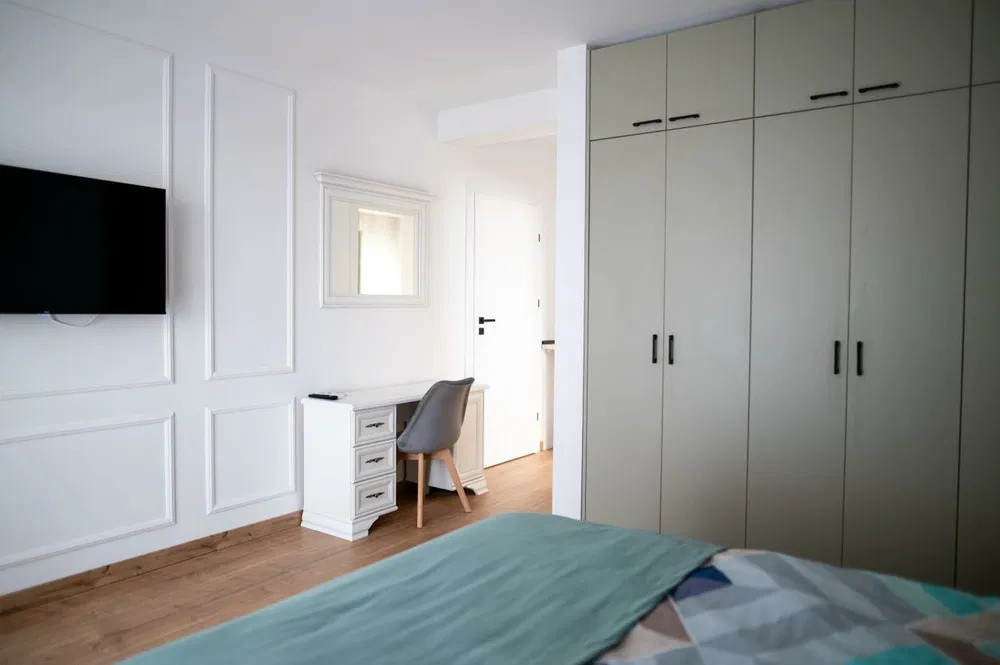 Apartament in Duplex , Lux Totul Nou, 80 mp- garaj - Europa, E.Ionesco