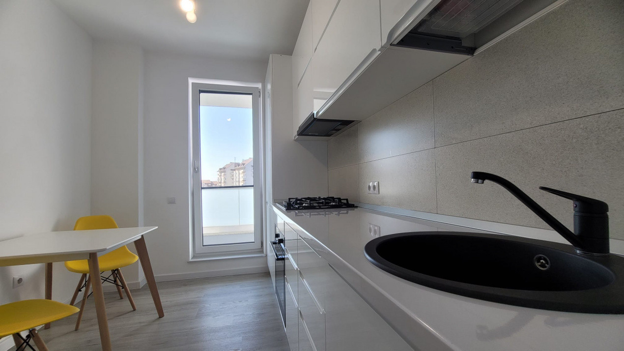 2 camere, decomandat, Lux,  56 mp,  terasa,, garaj, Andrei Muresanu