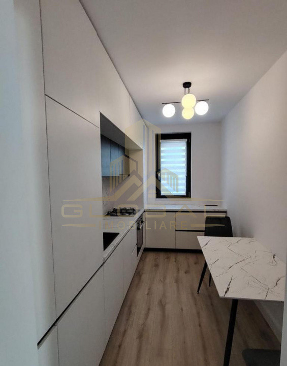 2 camere ,Lux, Totul nou 55 mp,  terasa, zona Intre Lacuti Iulius Mall