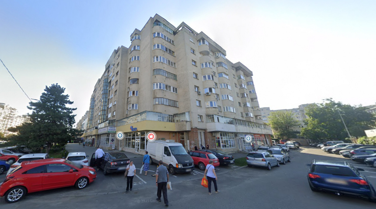 3 camere ,decomandat, 73 mp,  zona str. Bulevardul 21 Decembrie 1989, Marasti
