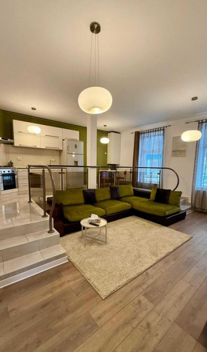 3 camere ,la Casa, 90 mp, Totul Nou, zona str.Somesului, Centru