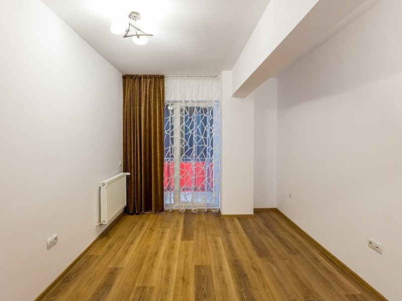 3 camere , LUX, 2 bai, 80 mp, garaj, Iulius Mall Gheorgheni