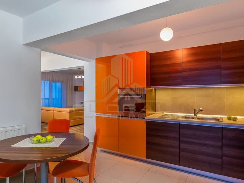 3 camere , LUX, 2 bai, 80 mp, garaj, Iulius Mall Gheorgheni