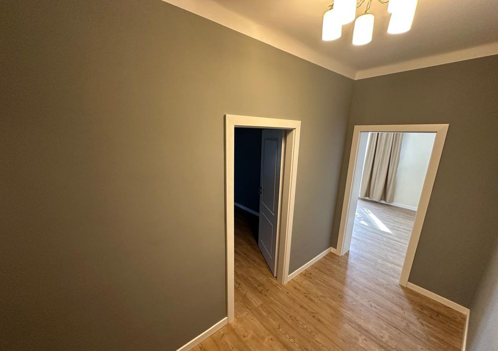 2 camere ,decomandat, Totul Nou, 55 mp, boxa, zona Horea