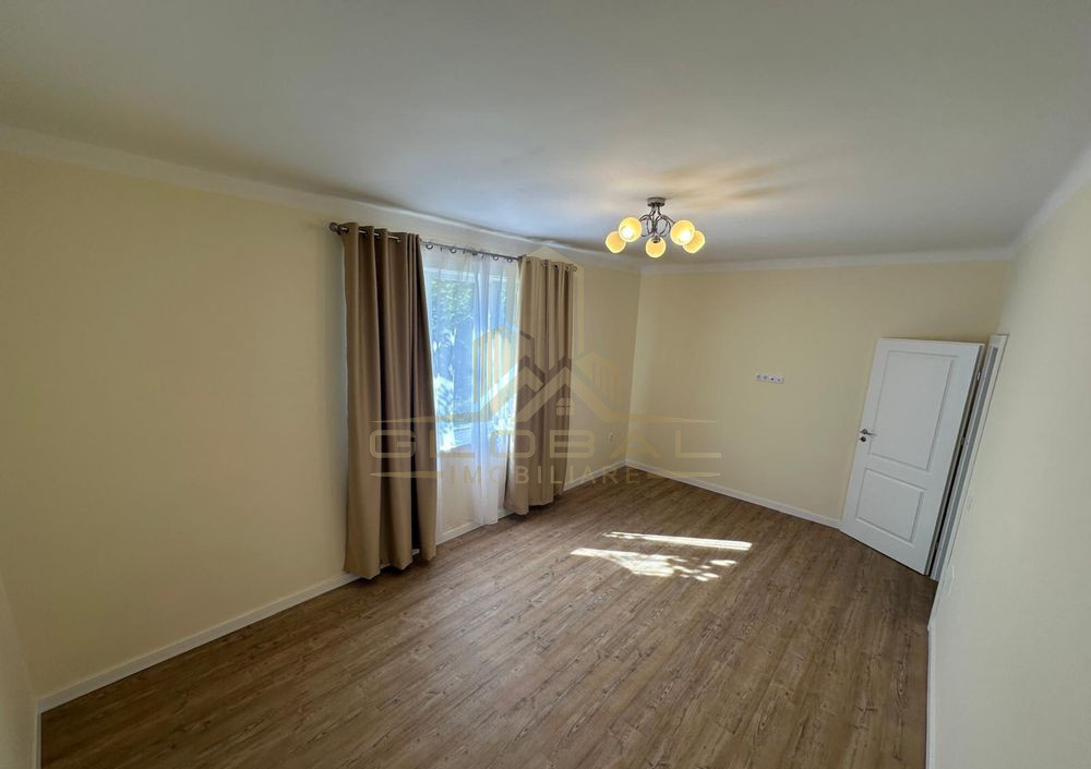 2 camere ,decomandat, Totul Nou, 55 mp, boxa, zona Horea