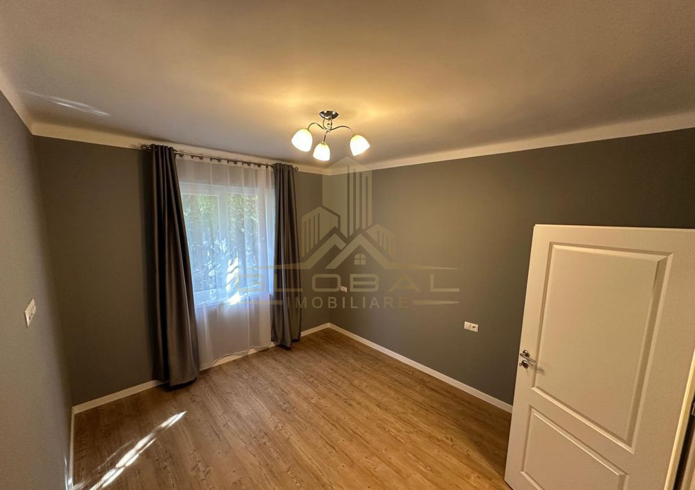 2 camere ,decomandat, Totul Nou, 55 mp, boxa, zona Horea