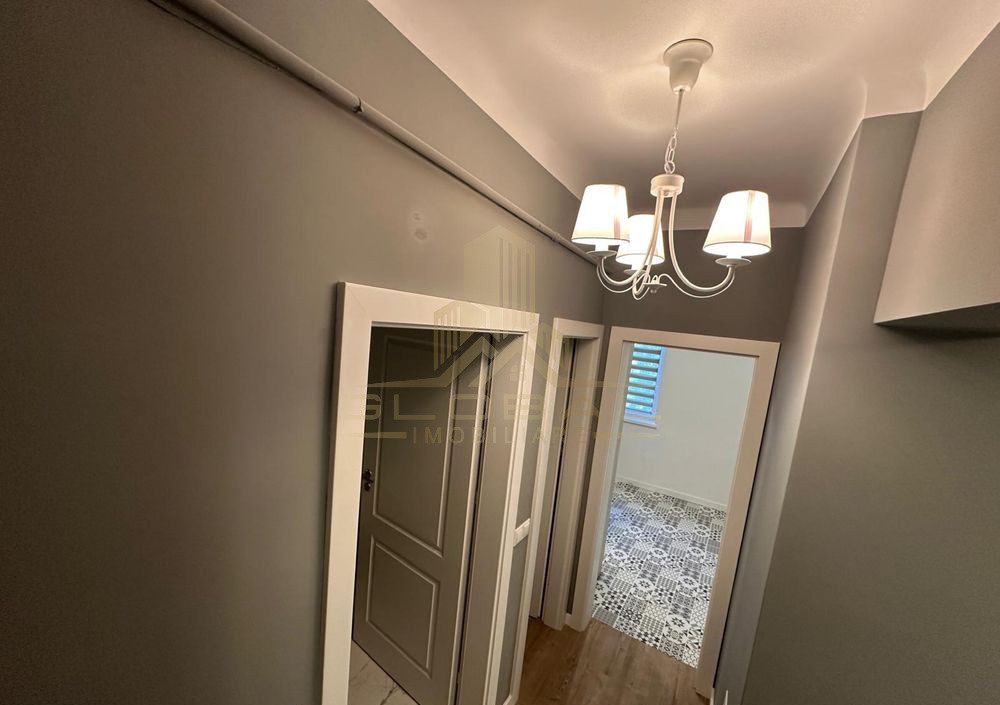 2 camere ,decomandat, Totul Nou, 55 mp, boxa, zona Horea