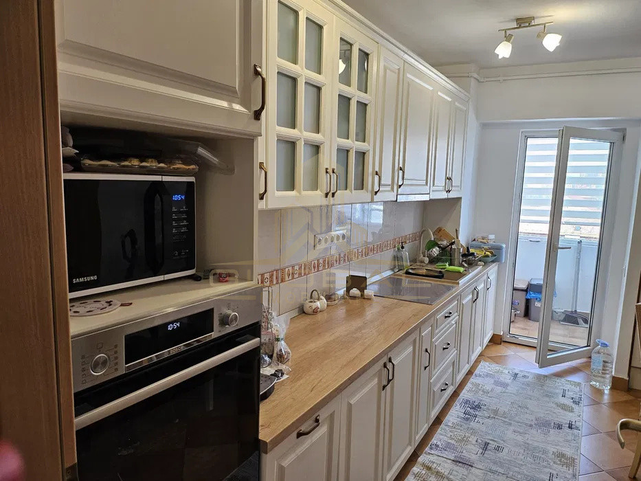 2 camere ,decomandat, 57 mp, terasa, zona str.Observatorului, Zorilor