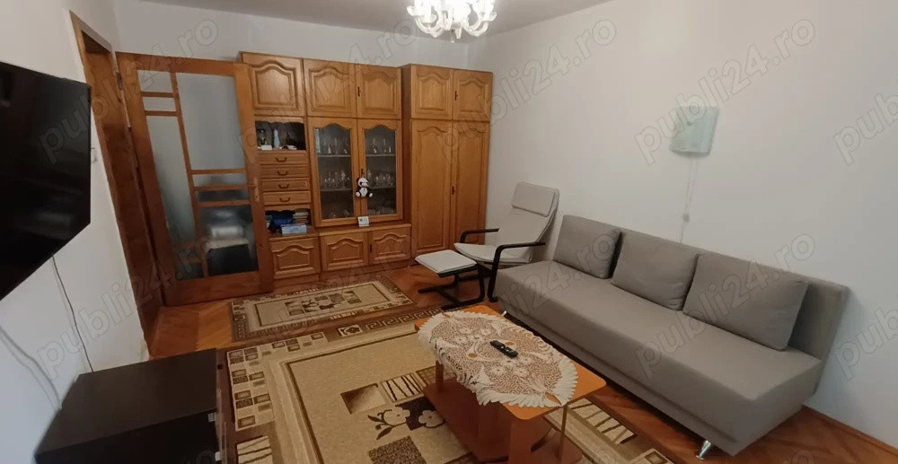 2 camere ,decomandat, 50 mp,  boxa, zona str.padurii, Zorilor