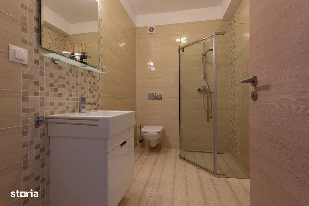 3 camere ,Lux, 82 mp, garaj, terasa 34 mp, zons str.Buna Ziua