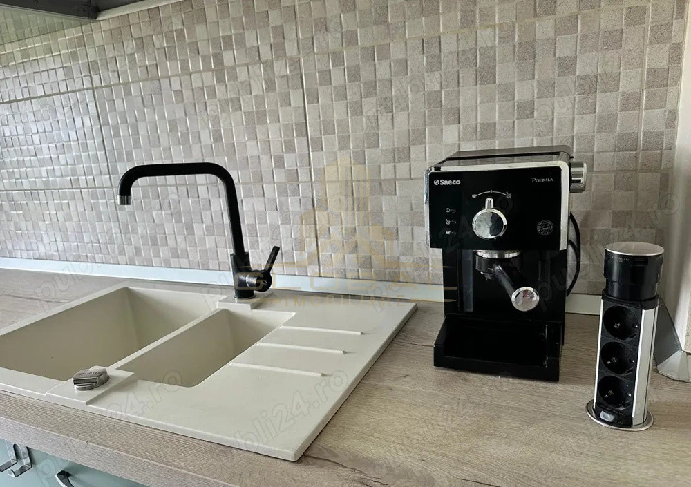 3 camere ,decomandat, 69 mp,  terasa, parcare, zona str.Trifoiului, Buna-Ziua