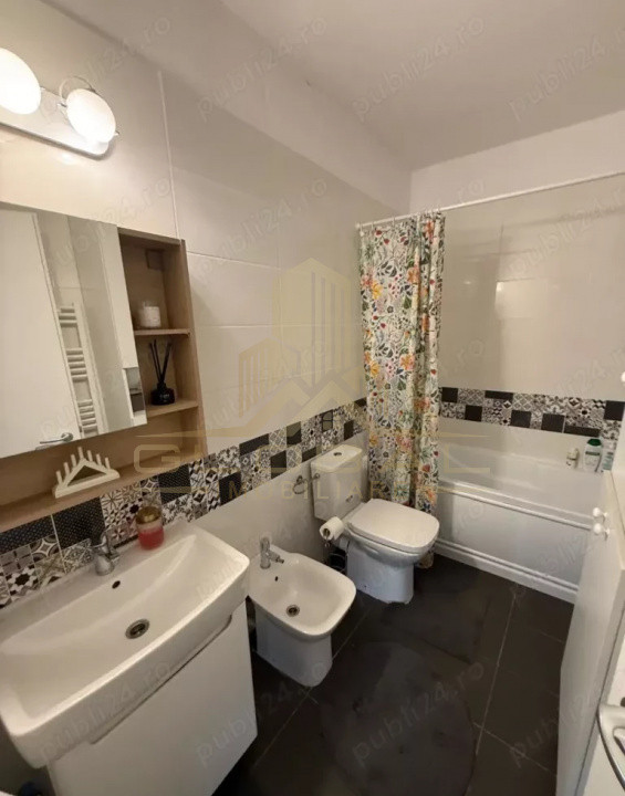 3 camere ,decomandat, 69 mp,  terasa, parcare, zona str.Trifoiului, Buna-Ziua