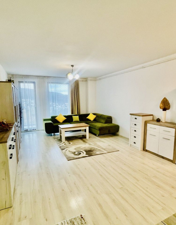 3 camere ,Lux, 75 mp, parcare, terasa, zona str.Frunzisului, Zorilor