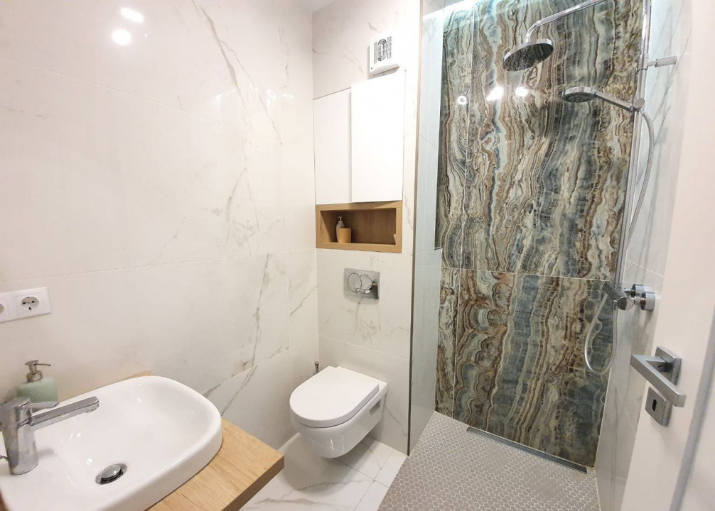 3 camere , Lux, 80 mp, terasa, Grand Park, Iulius Mall