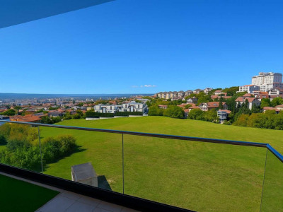 3 camere , 82 mp, 1 parcare, terasa, zona  Andrei Muresanu