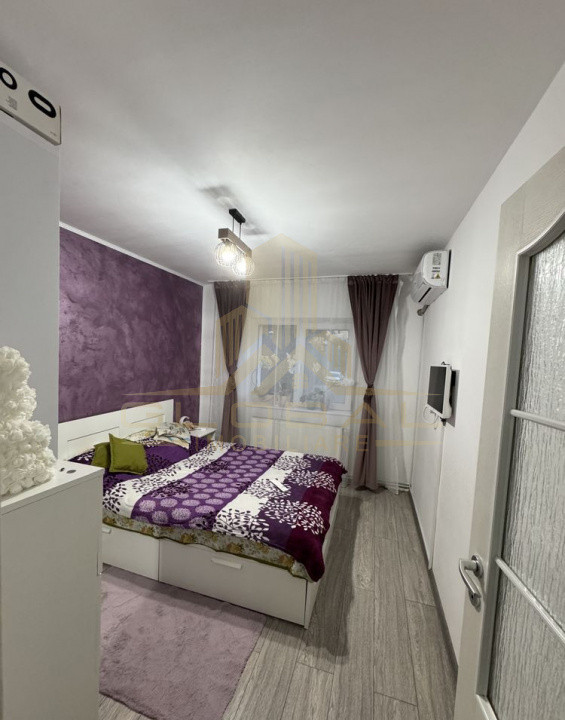 3 camere, decomandat, 65 mp,  balcon, zona  Marasti