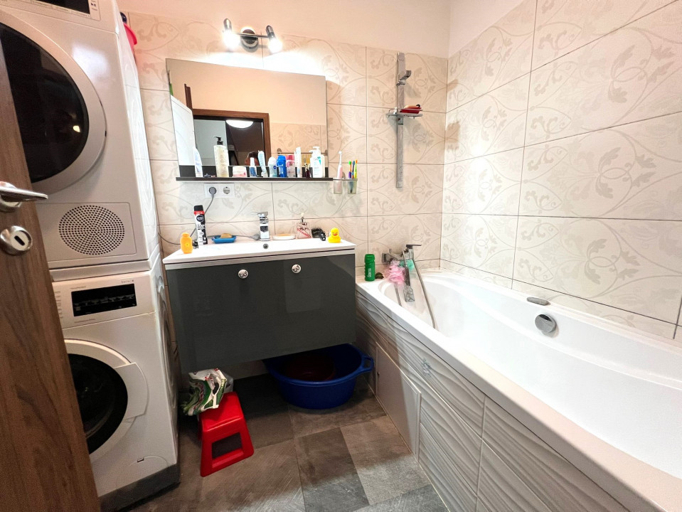 3 camere , 62 mp,  terasa, zona str.Buna Ziua ,  Bonjour Residance