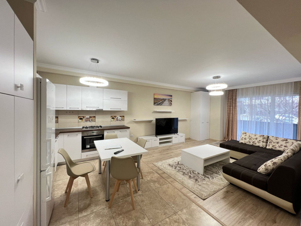 3 camere , 75 mp,  terasa, 2 bai, zona str. Buna Ziua