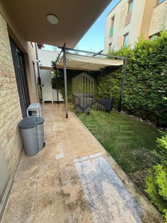 2 camere , 53 mp,  terasa, parcare, curte, zona stre. Buna-Ziua