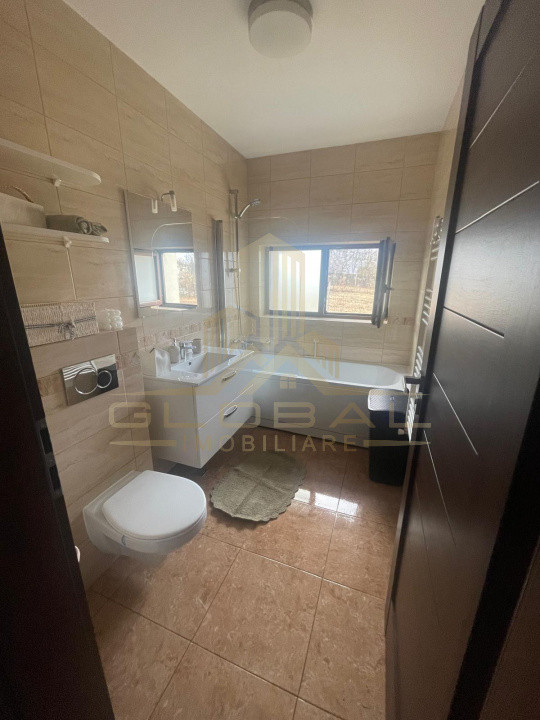 2 camere , 53 mp,  terasa, parcare, curte, zona stre. Buna-Ziua