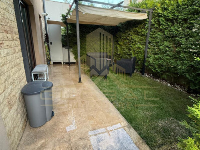 2 camere , 53 mp,  terasa, parcare, curte, zona stre. Buna-Ziua