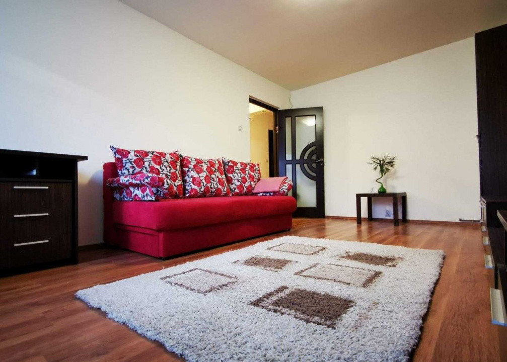 3 camere ,decomandat, 65 mp, zona str.Alea Godeanu, Gheorgheni