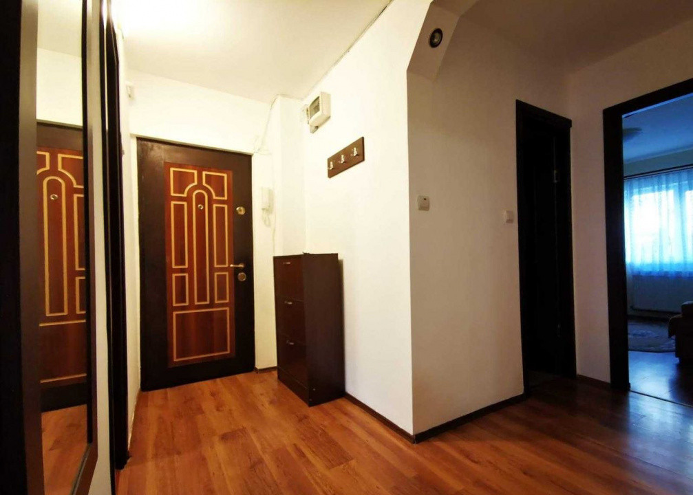 3 camere ,decomandat, 65 mp, zona str.Alea Godeanu, Gheorgheni