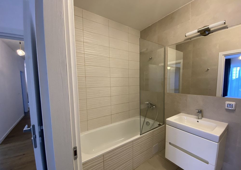 3 camere ,82 mp, Lux, terasa, str. Onisifor Ghibu ,Record Park Marasti