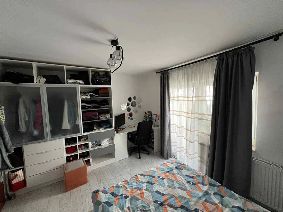 2 camere ,decomandat, 60 mp, balcon  zona The Office Marasti