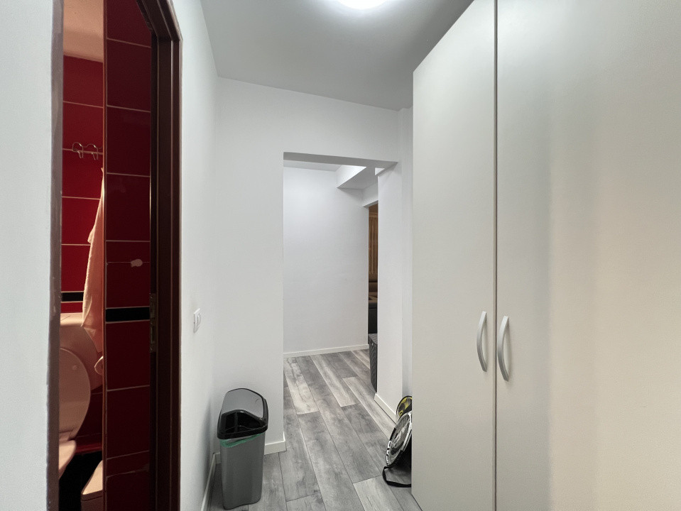 2 camere ,decomandat, 60 mp, balcon  zona The Office Marasti