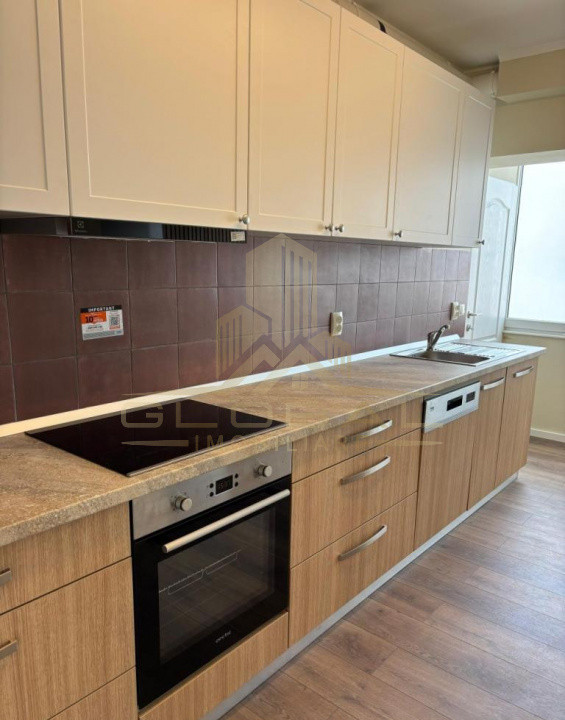 3 cam 93 mp.Luc, Parcare, str.  Godeanu Gheorgheni