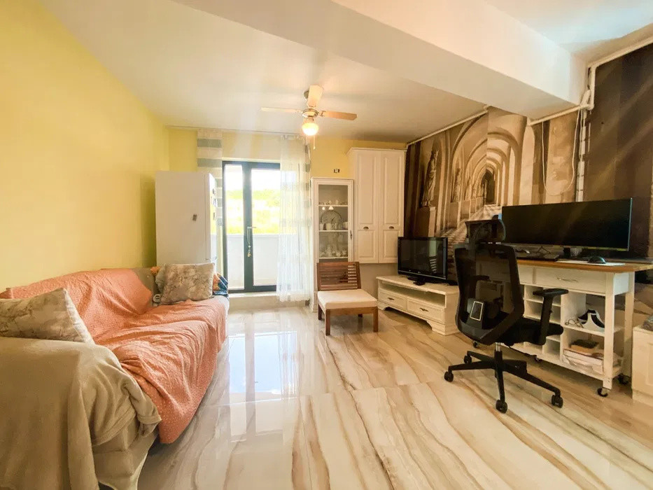 2 camere ,Lux 52 mp,  terasa, zona str.Frunzisului, Zorilor