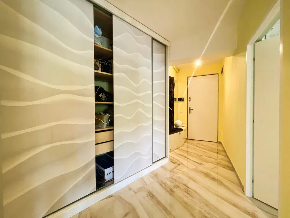 2 camere ,Lux 52 mp,  terasa, zona str.Frunzisului, Zorilor