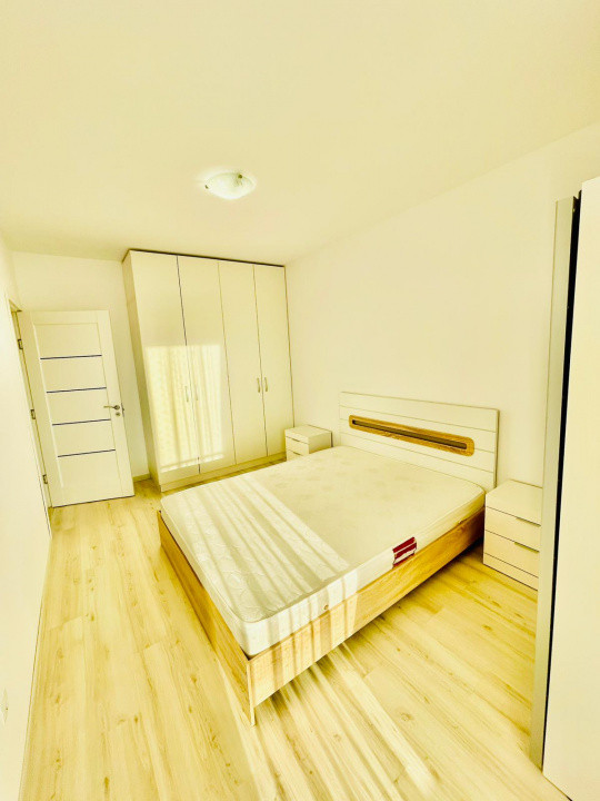 3 camere ,Lux, 75 mp, parcare, terasa, zona str.Frunzisului, Zorilor