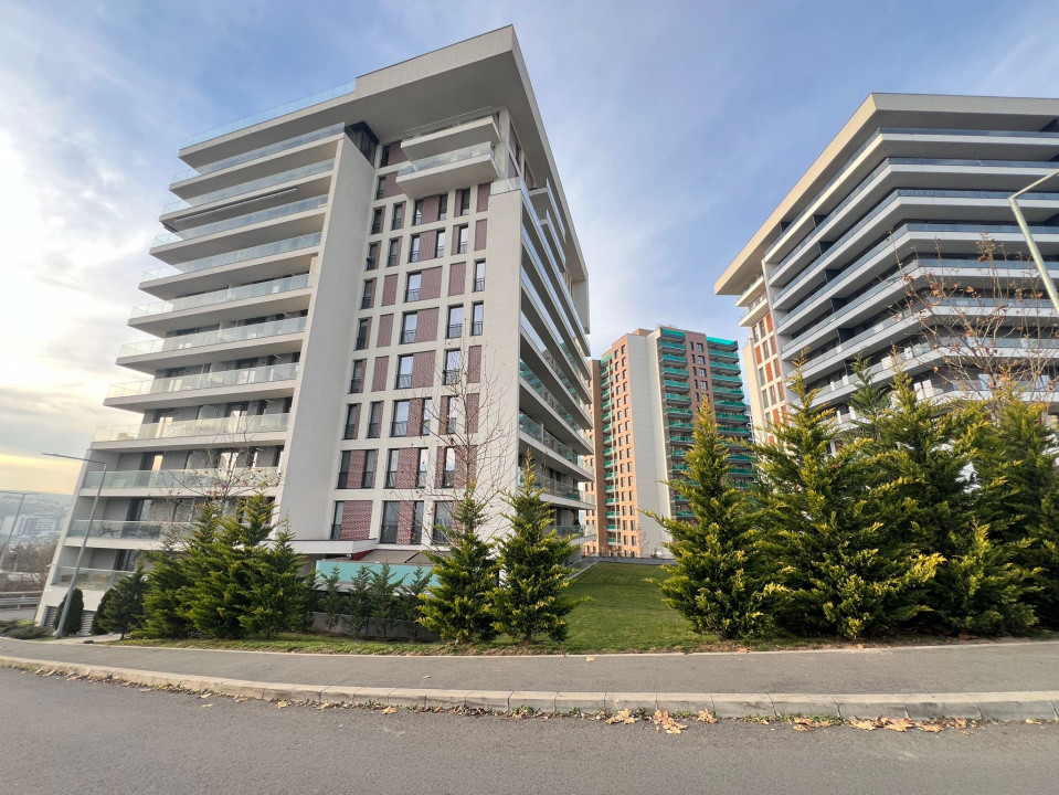 3 camere ,Lux, 75 mp, Boxa, parcare, terasa, Str.Frunzisului, Zorilor