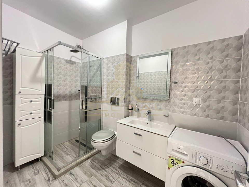 3 camere ,Lux, 75 mp, Boxa, parcare, terasa, Str.Frunzisului, Zorilor