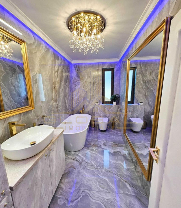 Vila Lux cu 5 camere , 300 mp, pistcina, 5 camere, terasa , Borhanci 