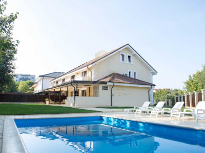 Vila Lux cu 5 camere , 300 mp, pistcina, 5 camere, terasa , Borhanci 