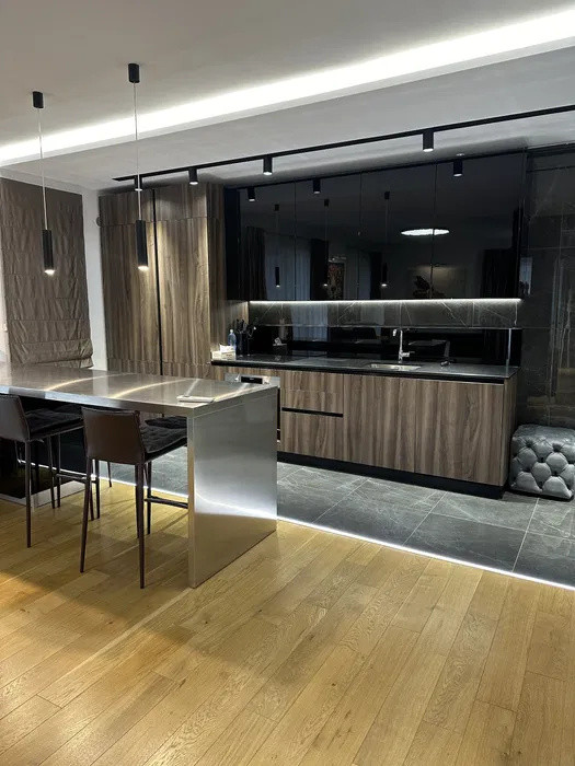 2 camere , Lux, 65 mp,parcare, terasa, zona Gheorghe Lazar, Centru